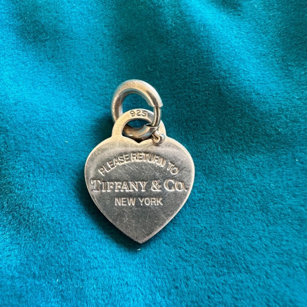 Tiffany & Co Sterling Silver Return to Tiffany Heart Pendant 925